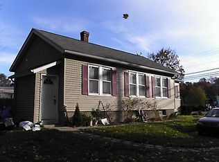 97 Holden St, Worcester, MA 01606