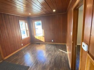 719 S 4th St, Leavenworth, KS 66048
