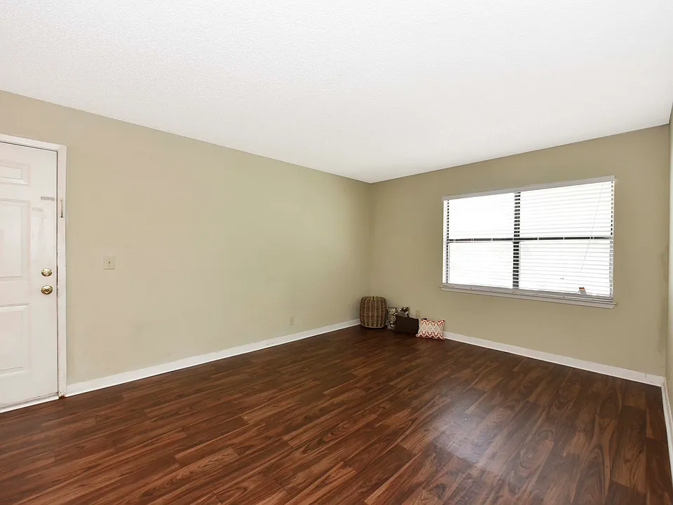 116 Croley Ct #116