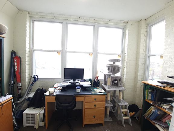 5th image of 1634A Commonwealth Ave #A7