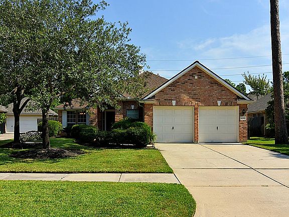 3rd image of 14502 Markhurst Dr