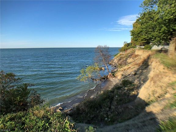 5th image of 36955 Lake Shore Blvd