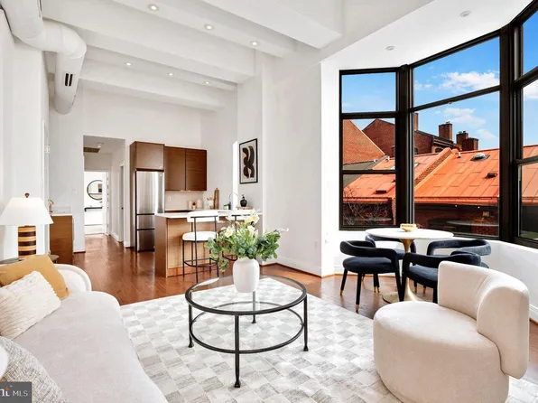 3299 K St NW APT 401, Washington, DC 20007