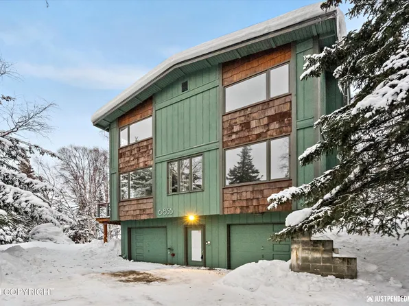 6855 Double Tree Ct, Anchorage, AK 99507
