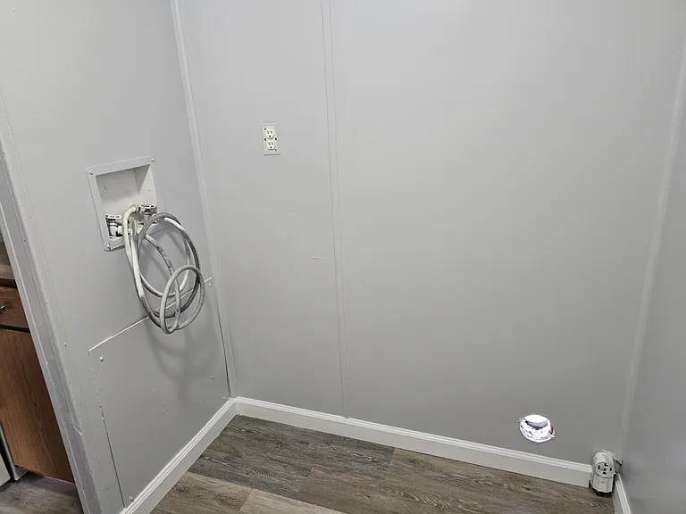 6121 Lucy St #3 — Photo 15