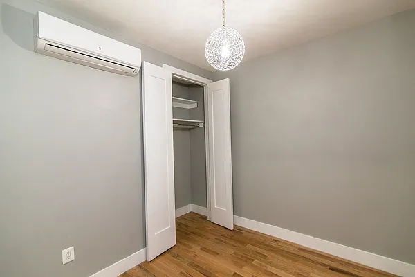 Rented by Nooklyn NYC LLC | media 15