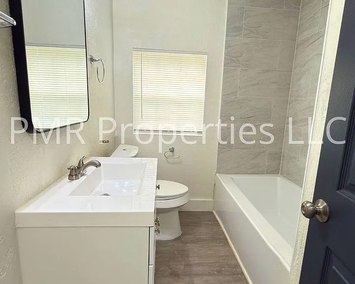 1706 NW Cherry Ave — Photo 9