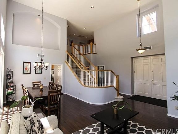4th image of 1935 Fieldstone Cir