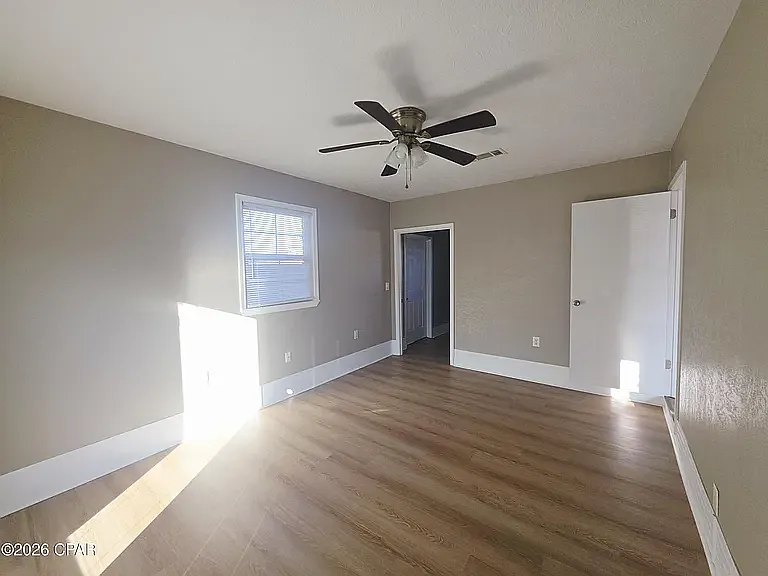 103 S Charlene Dr — Photo 12