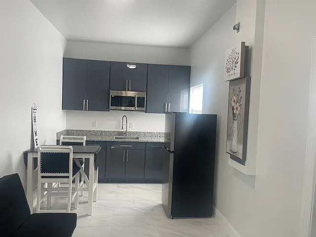 798 SW Abraham Ave #1 — Photo 31