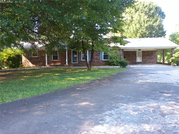 315 Terrace Pl #9, Lincolnton, NC 28092