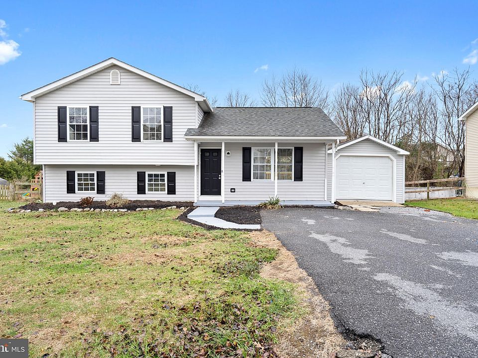 1st image of 70 Moonlight Ln