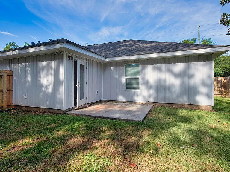 8154 Lawton St #B — Photo 23
