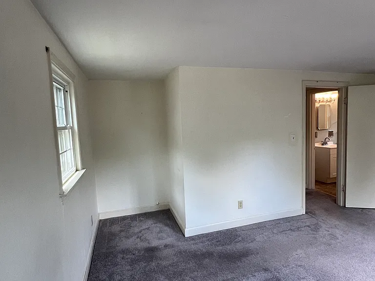 1241 Schiller Ave #2 — Photo 19