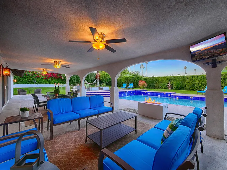 72248 Desert Dr — Photo 33