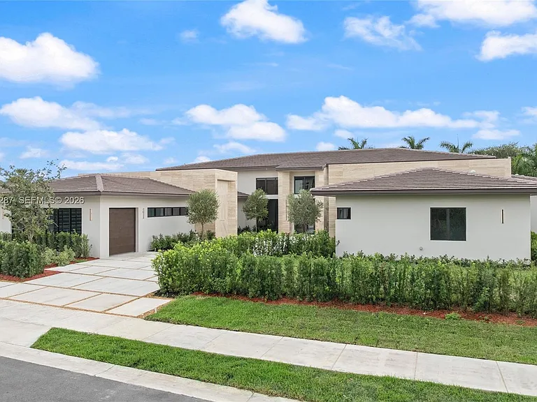 14930 SW 16th Ct — Photo 48