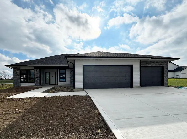 12121 Fazio Dr, Fort Wayne, IN 46818