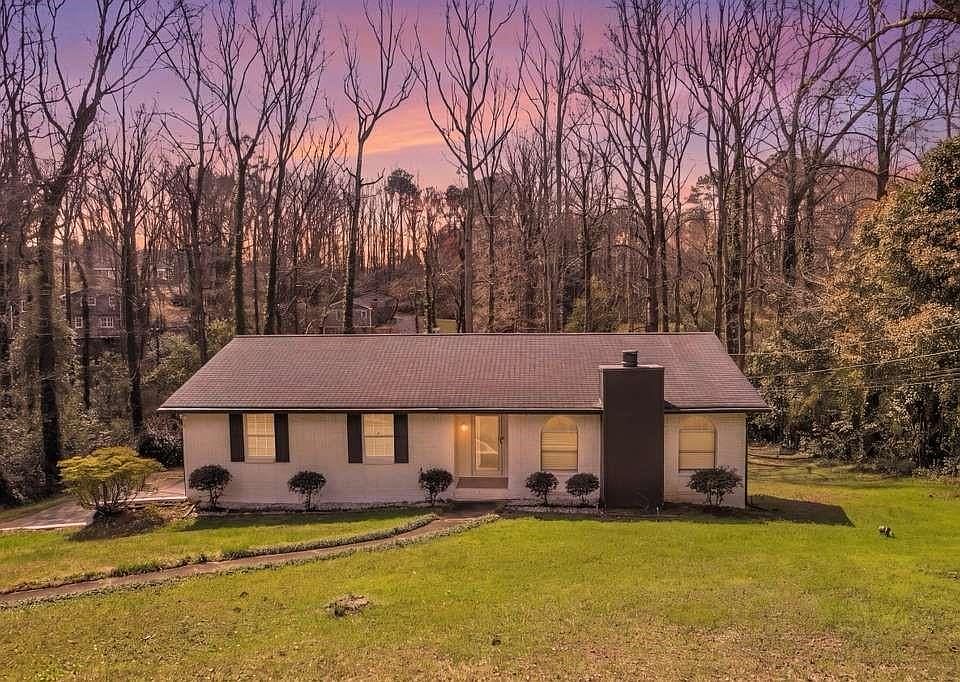 1st image of 611 Navarre Dr