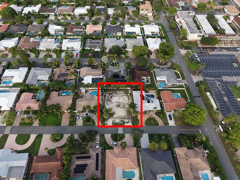 1st image of 4720 NE 27th Avenue