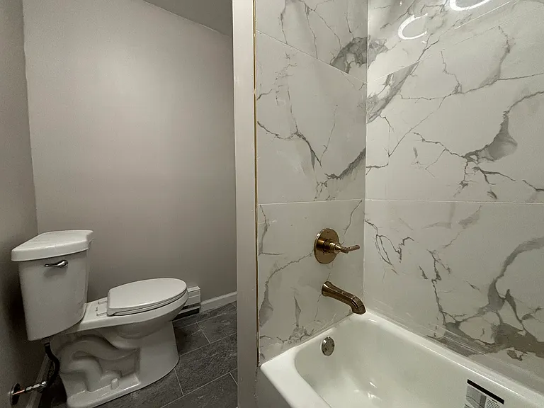 559 Sherman Pkwy #16 — Photo 9