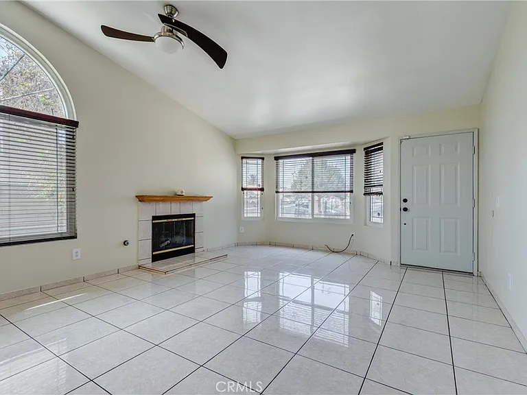 14845 Hibiscus Ave — Photo 12