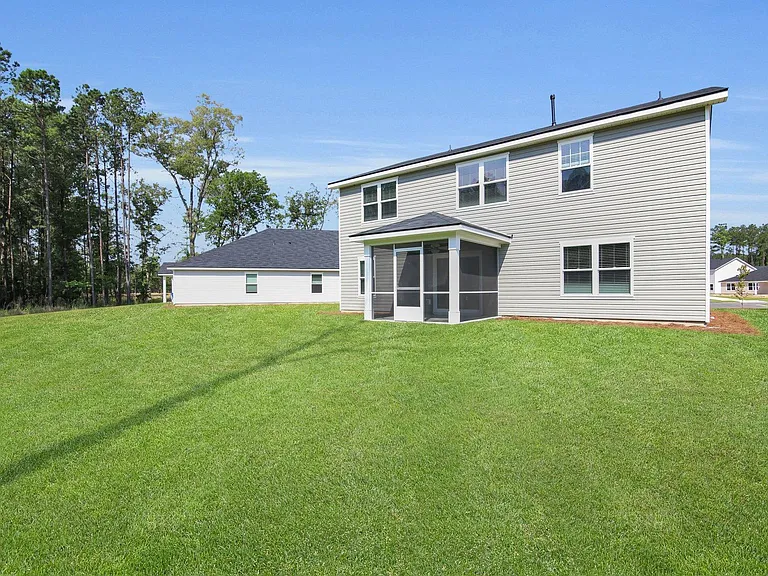 23 Ashington Dr — Photo 3