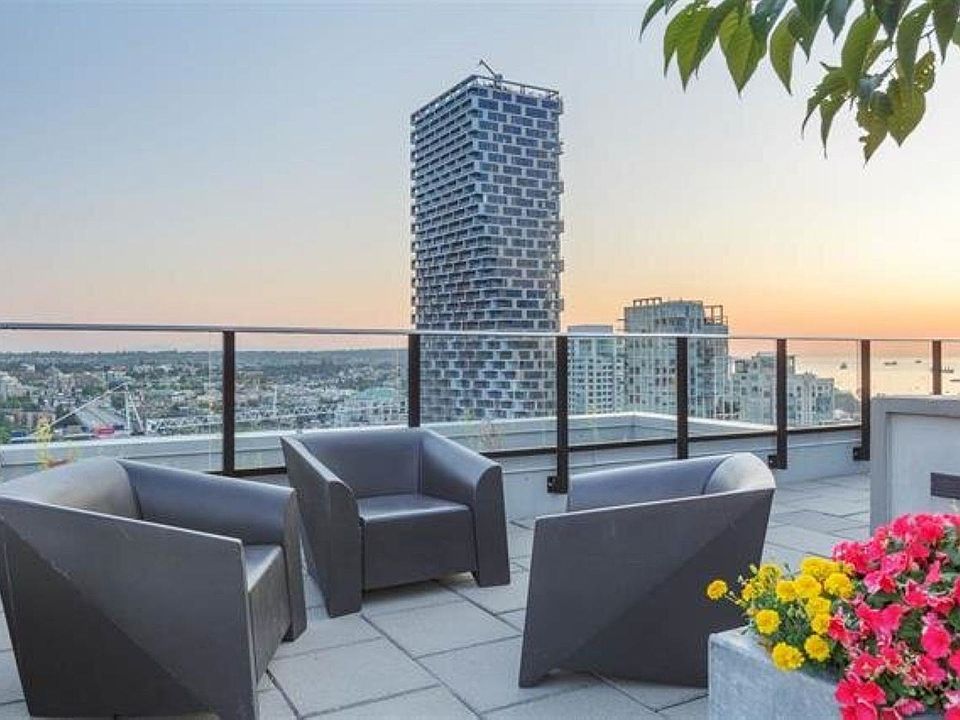 1st image of 1325 Rolston St #1101