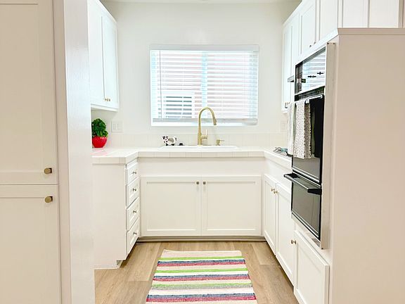 2nd image of 14315 Chandler Blvd #5