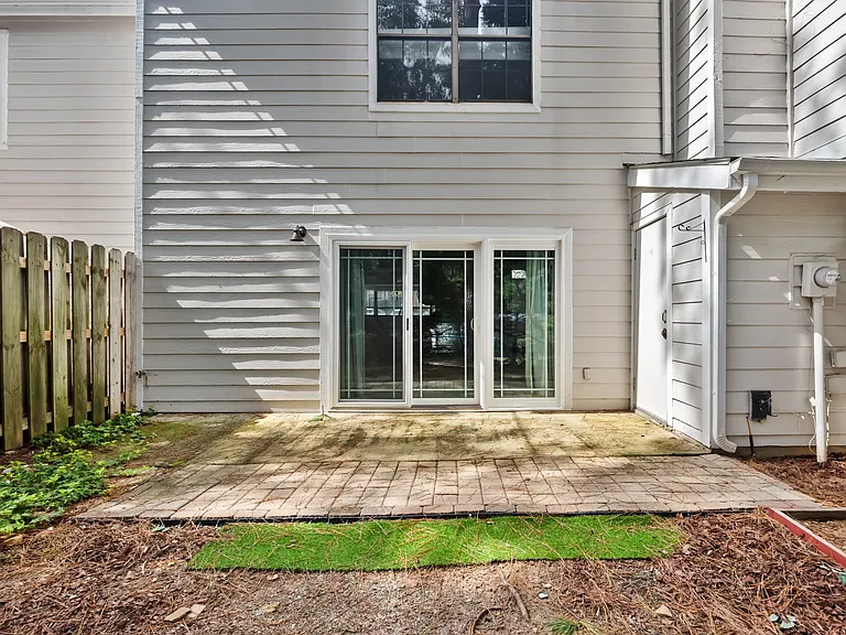 7630 Falcon Rest Cir — Photo 19