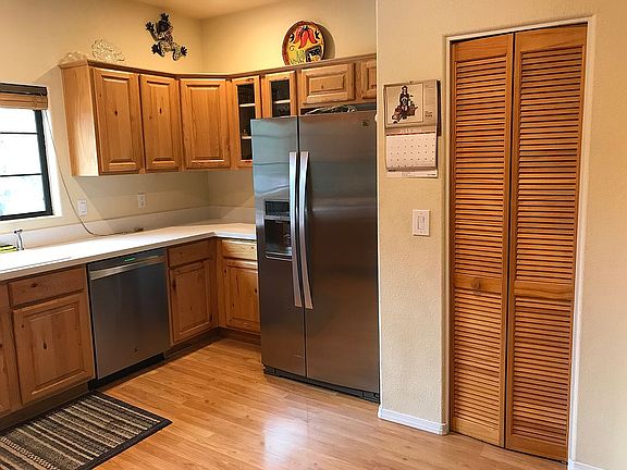 Second smaller pantry