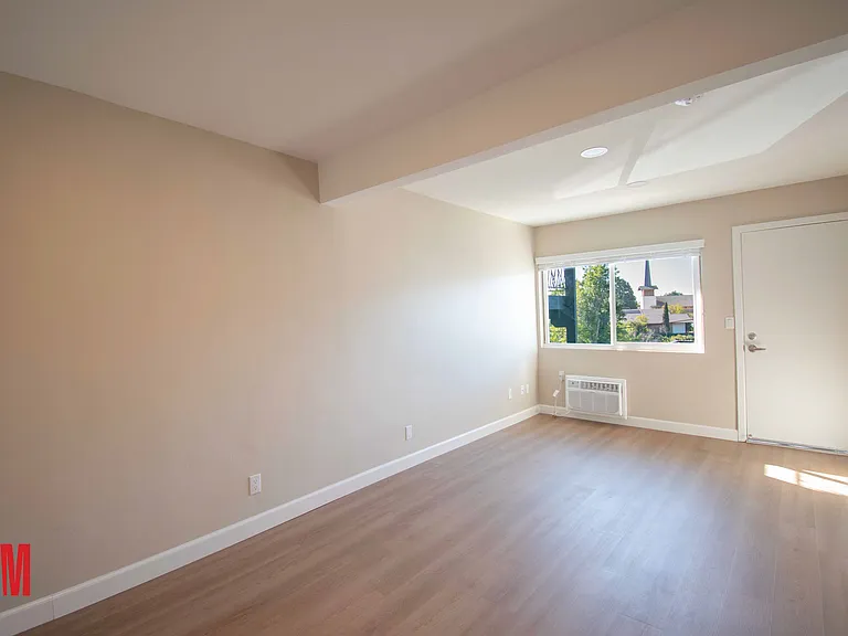 5101 Towle Ct — Photo 7