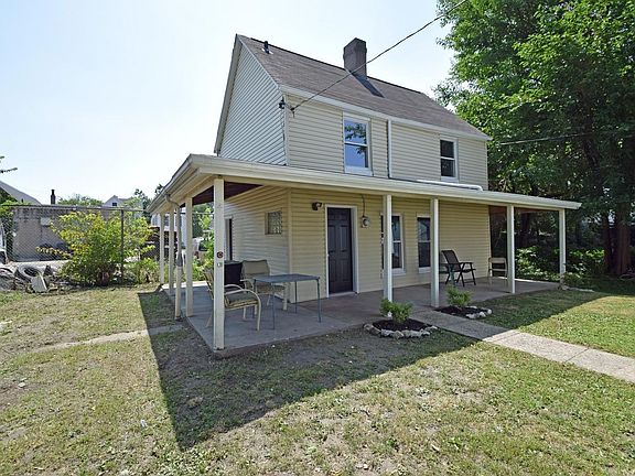 3rd image of 309 Oak St