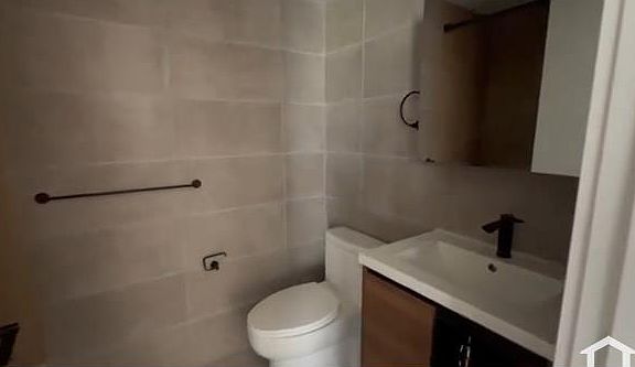 5th image of 354 E 194th St #4F