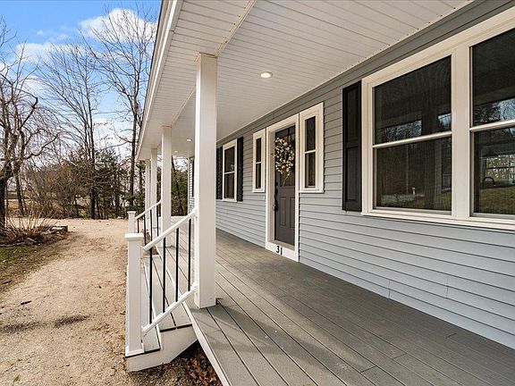 4th image of 31 Badger Hill Drive