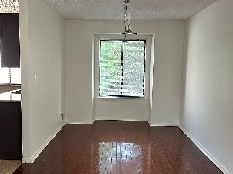 74 Park Gate Dr — Photo 47