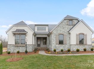 8212 Farm Crossing Ln, Huntersville, NC 28078