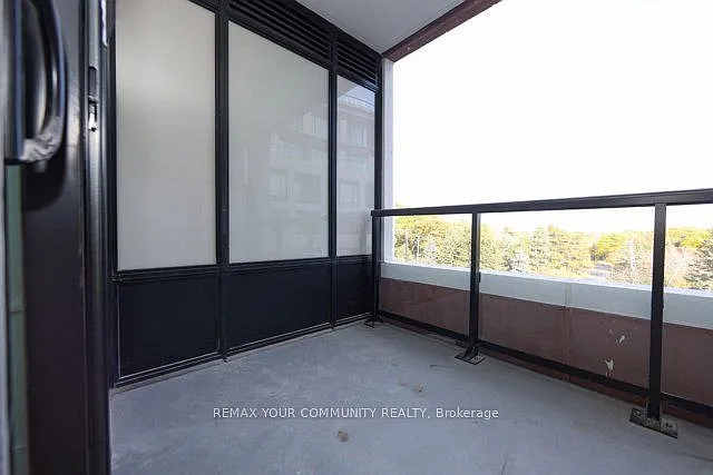 259 The Kingsway #428 — Photo 40