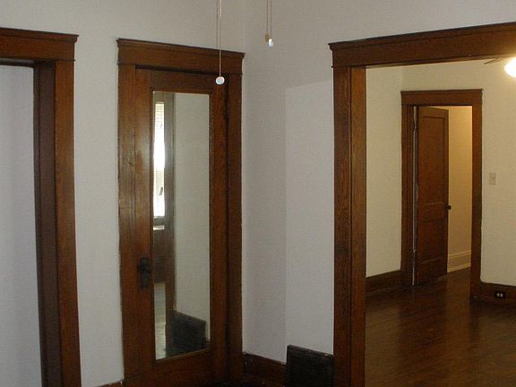 4th image of 1495 Coutant Ave