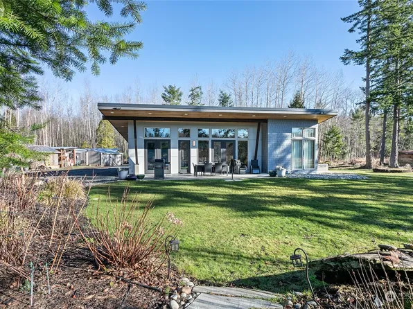 3902 Bay Road, Ferndale, WA 98248