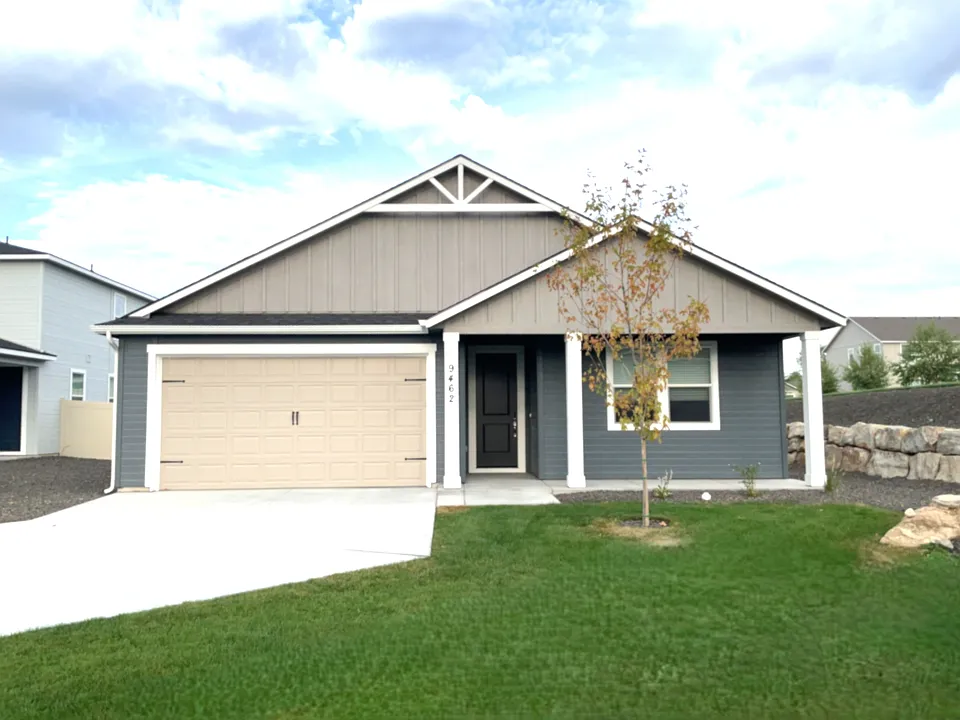 9462 W Sunchaser St