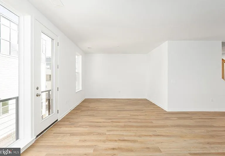2514 Neabsco Common Pl — Photo 15