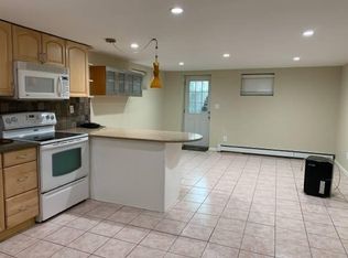 10 Tredwell Ave, Syosset, NY 11791