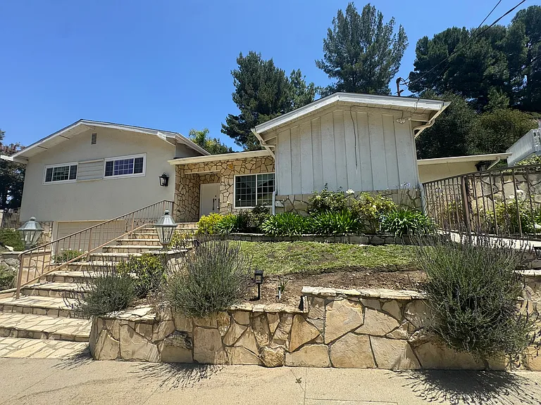 3474 Loadstone Dr — Photo 30