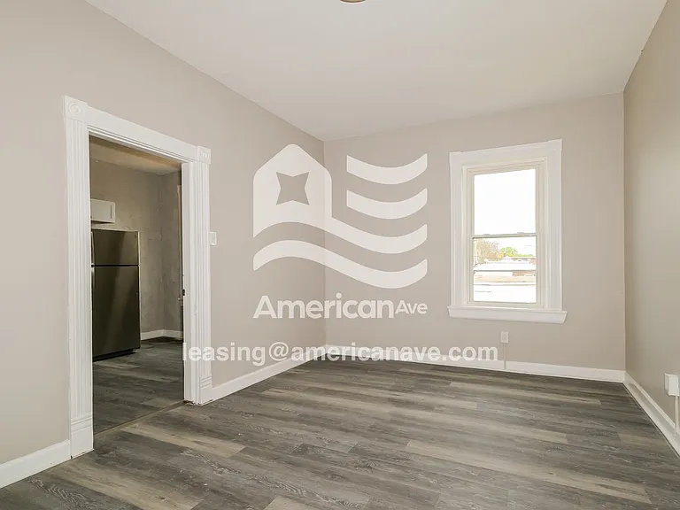 811620_006_dining_room_13694633.jpg