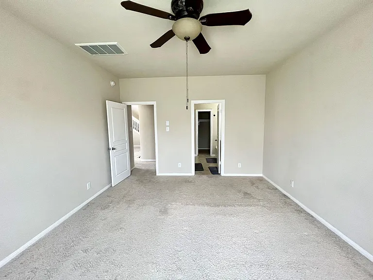 10831 Woodwind Shadows Dr — Photo 15