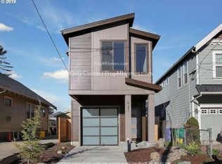 927 N Stafford St, Portland, OR 97217