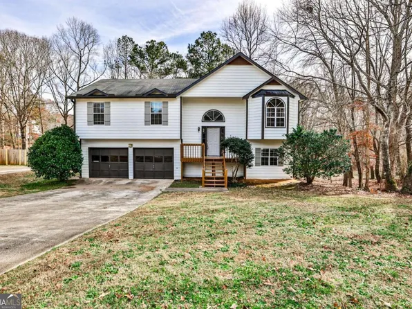 4225 Sterling Pointe Dr, Douglasville, GA 30135