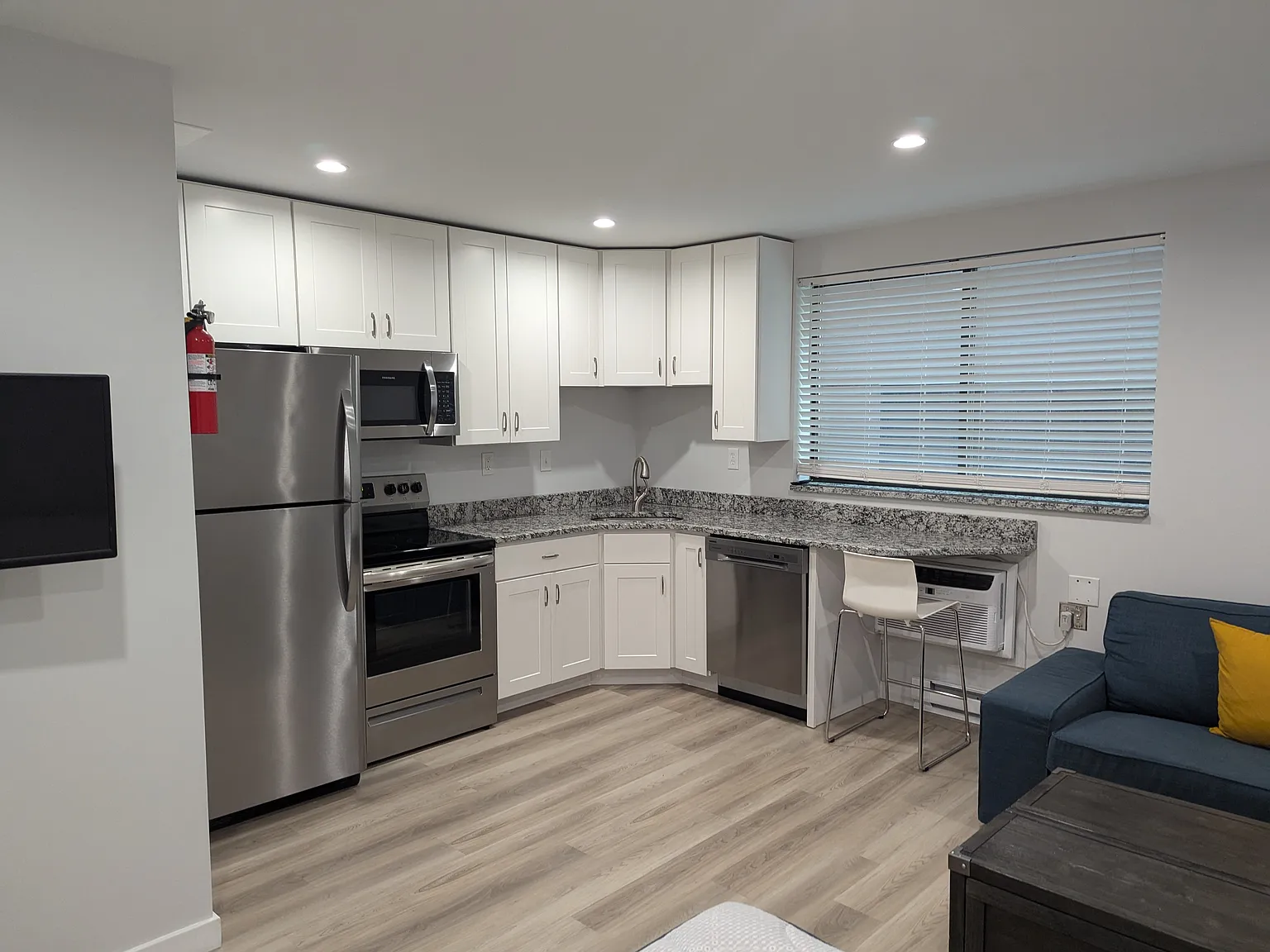 1 bed, 360 sqft, $1,795 — Photo 3