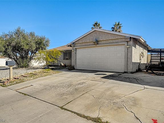 3rd image of 1460 Del Almo Dr