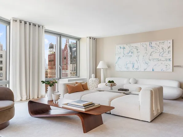 212 W 72nd St #4H, New York, NY 10023